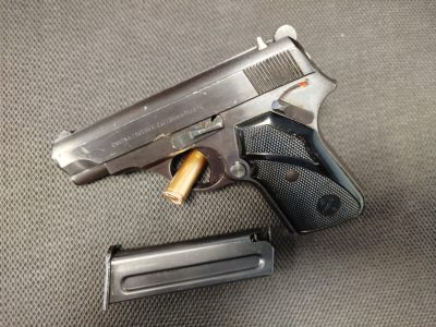 Pistolet Crvena Zastava Mod. 70 - obrazek 2