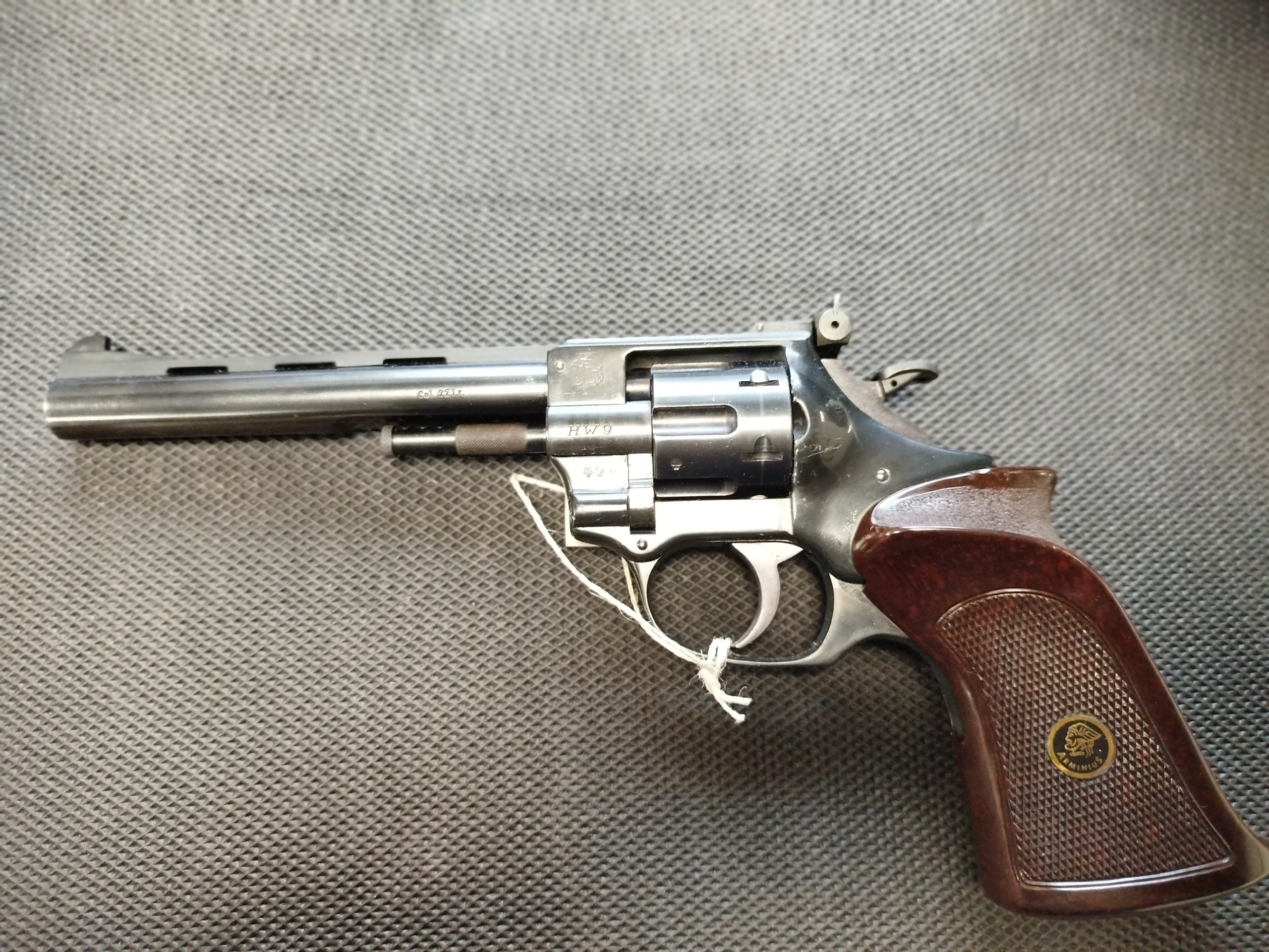 IMG_20251127_123838 Rewolwer Arminius HW9 kal. 22Lr UŻYWANY - obrazek 1