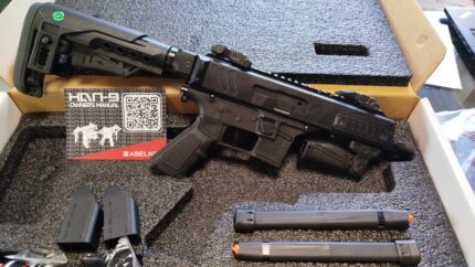 Pistolet Aselkon HAN-9 9x19 - widok z przodu