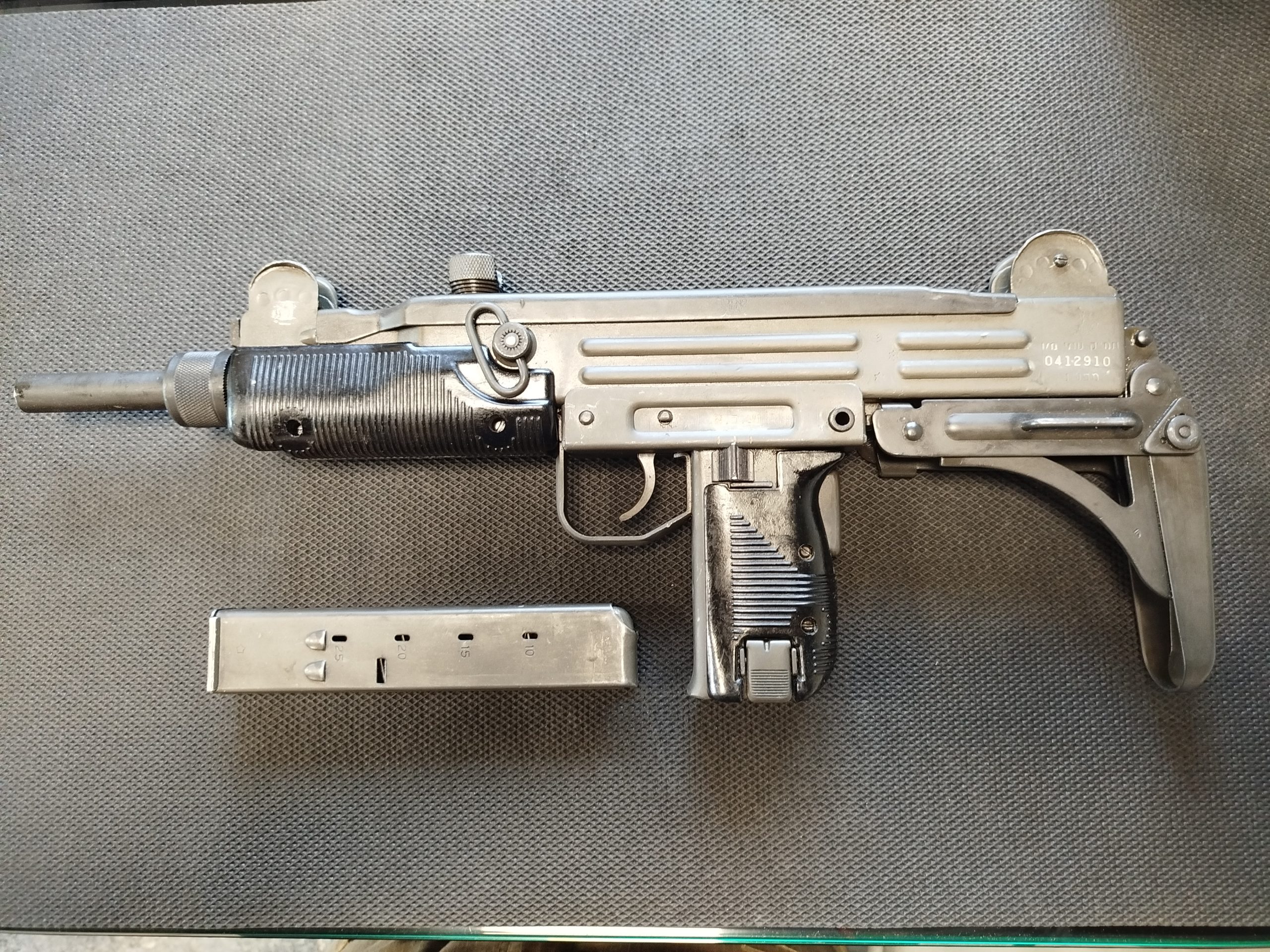 IMG_20251217_090655 Pistolet maszynowy semi-auto IMI UZI, kal. 9x19mm Parabellum/Luger - obrazek 1