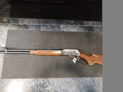 Karabinek Marlin 336 kup - widok z przodu