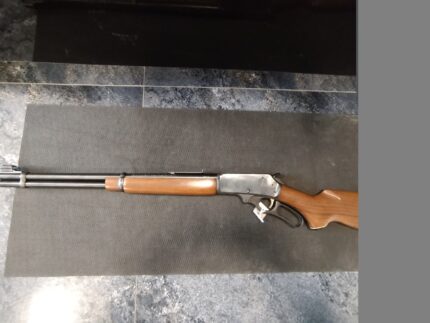 Karabinek Marlin 336 kup - widok z przodu