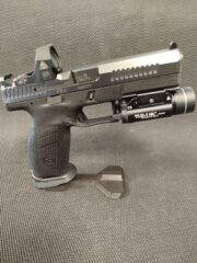 CZ P10F OR kup - widok z przodu