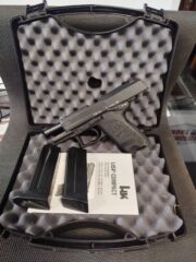 HK USP Compact cena - w zestawie