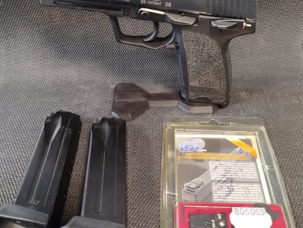 USP Tactical 45 kup - widok z przodu